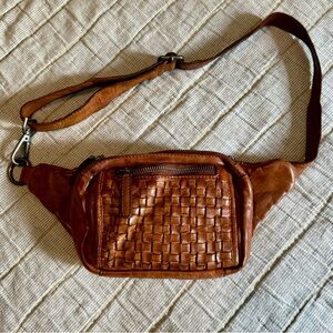 Vilenca Holland genuine leather belt bag with adjustable strap